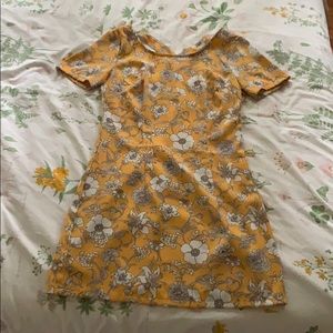Yellow, gray, and white floral dress